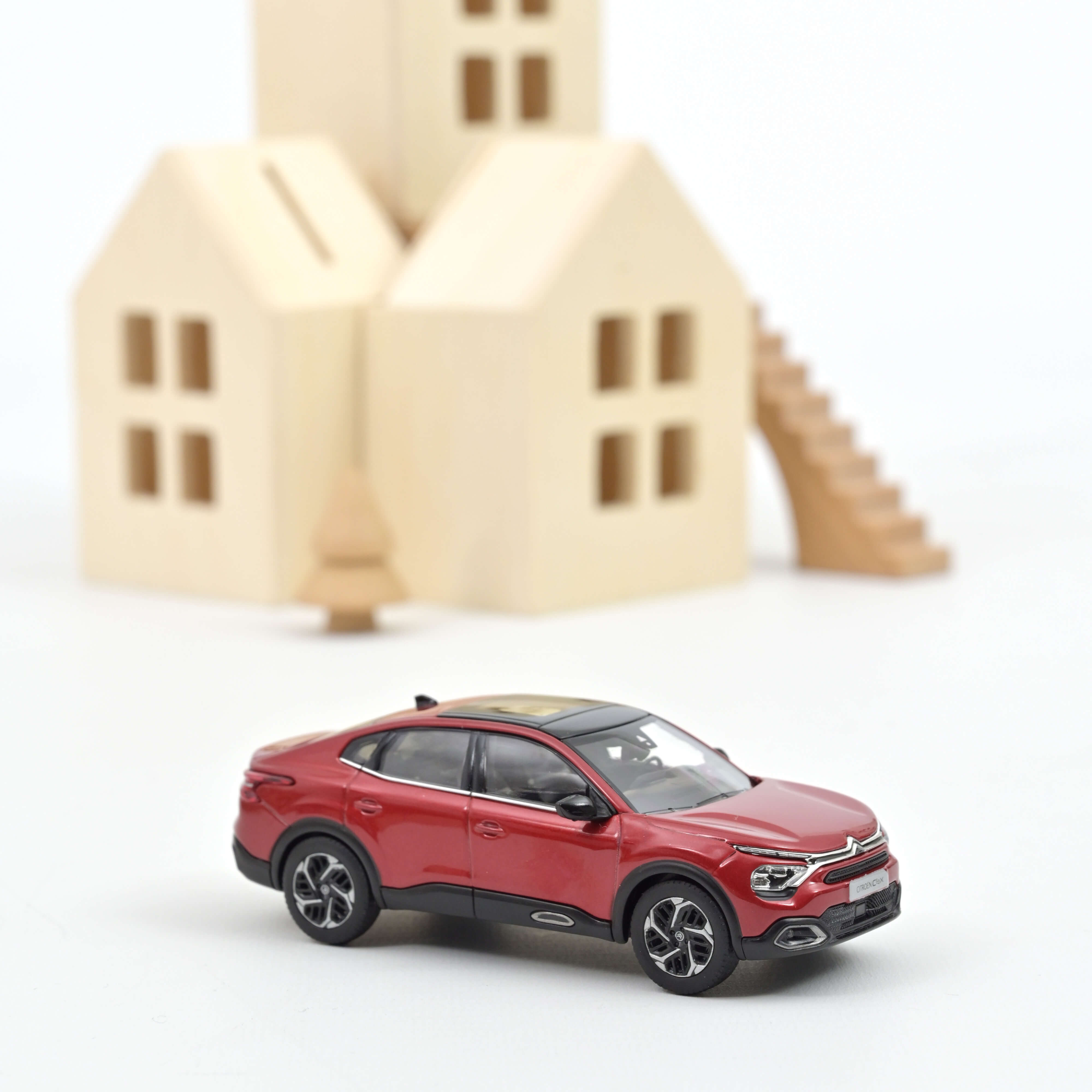 Citroën C4 X 2023 červená 1:43 - NOREV Citroën C4 X 2023 červená 1:43 - NOREV