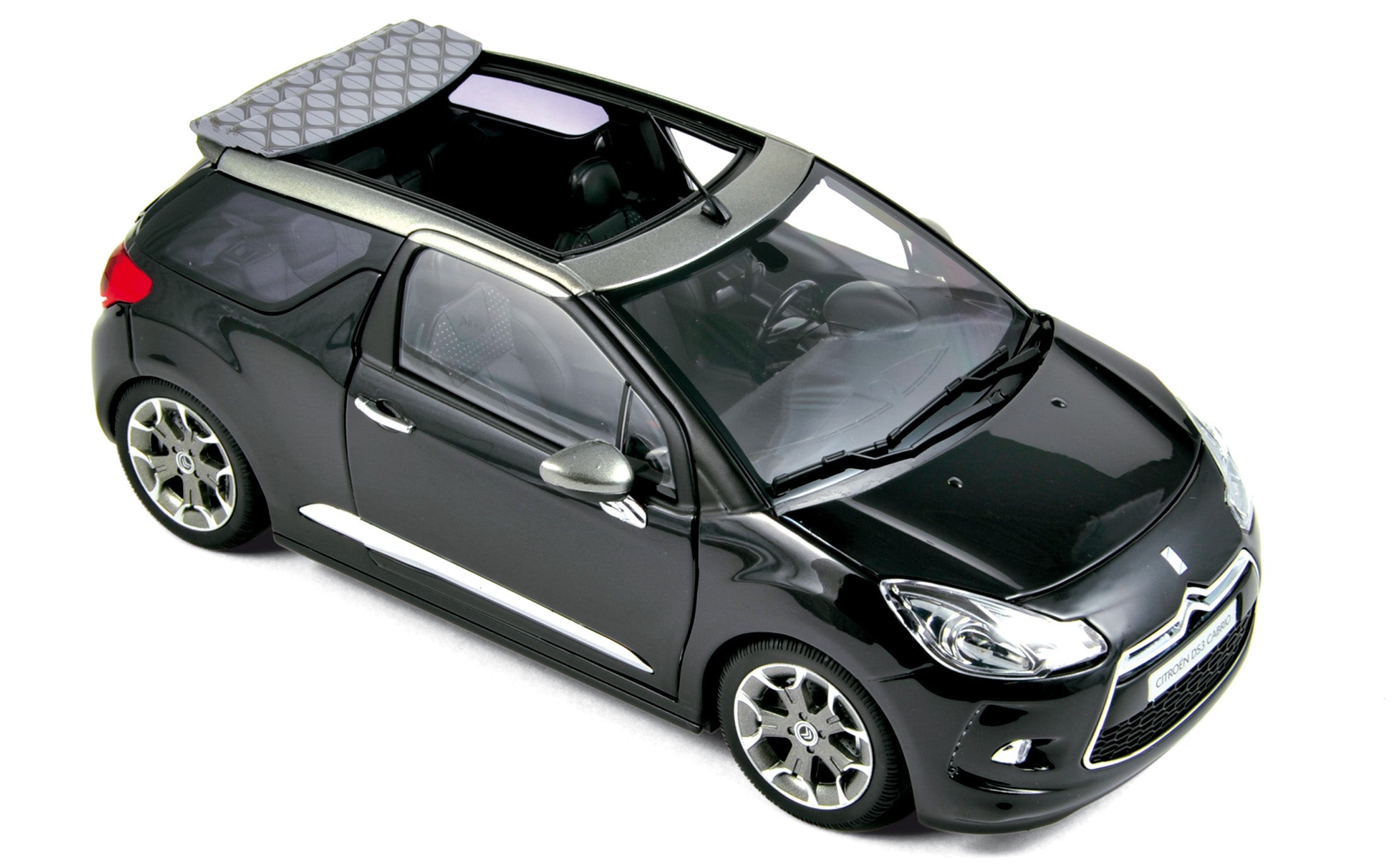 Citroën DS3 cabriolet 2013 - 1/18 NOREV 181548 NOREV 181548 : Aux Modèles Réduits votre spécialiste depuis plus de 40 ans en magasin Citroën DS3 cabriolet 2013 - 1/18 NOREV 181548 NOREV 181548 : Aux Modèles Réduits votre spécialiste depuis plus de 40 ans en magasin