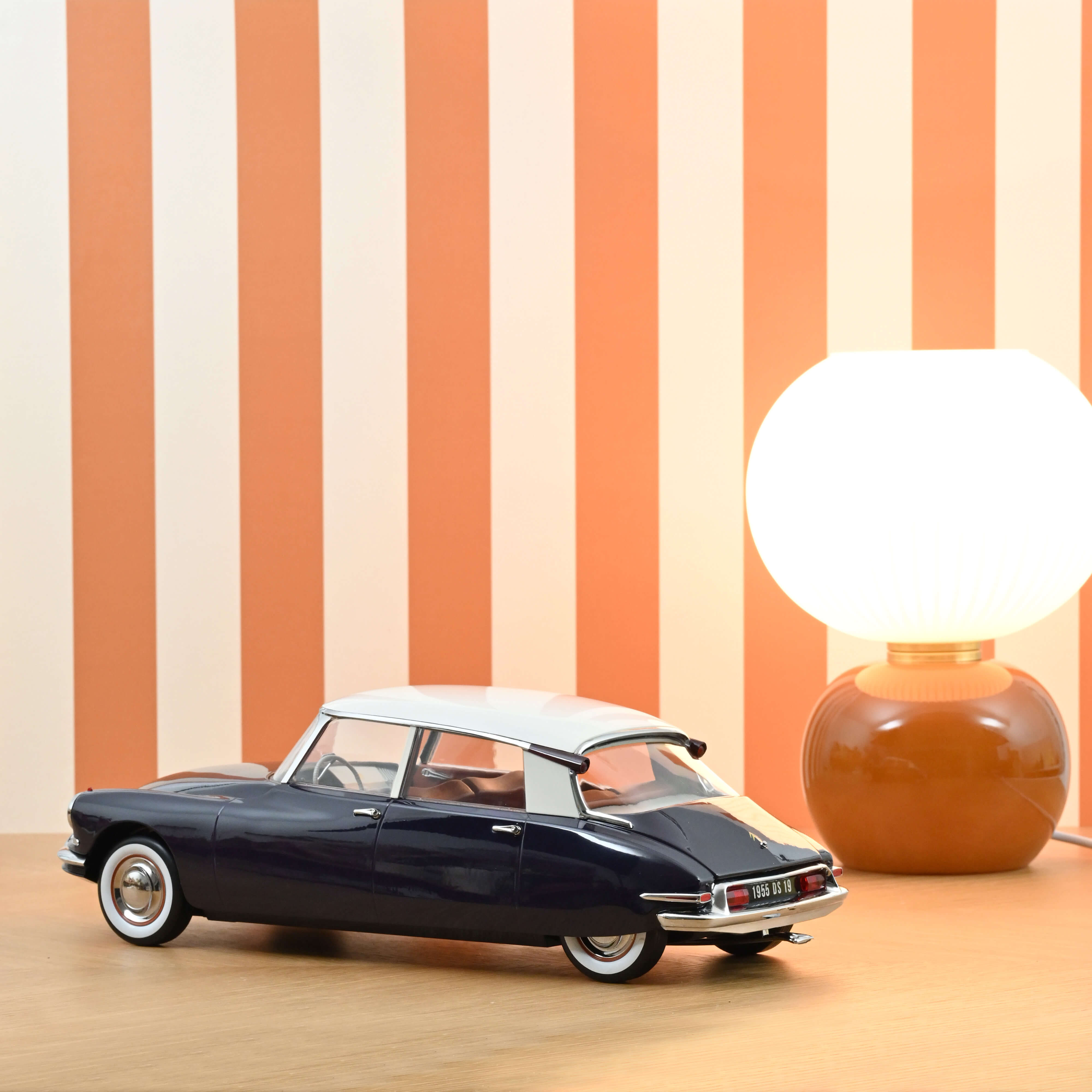 Citroën DS 19 1955 Purple and Champagne 1:12