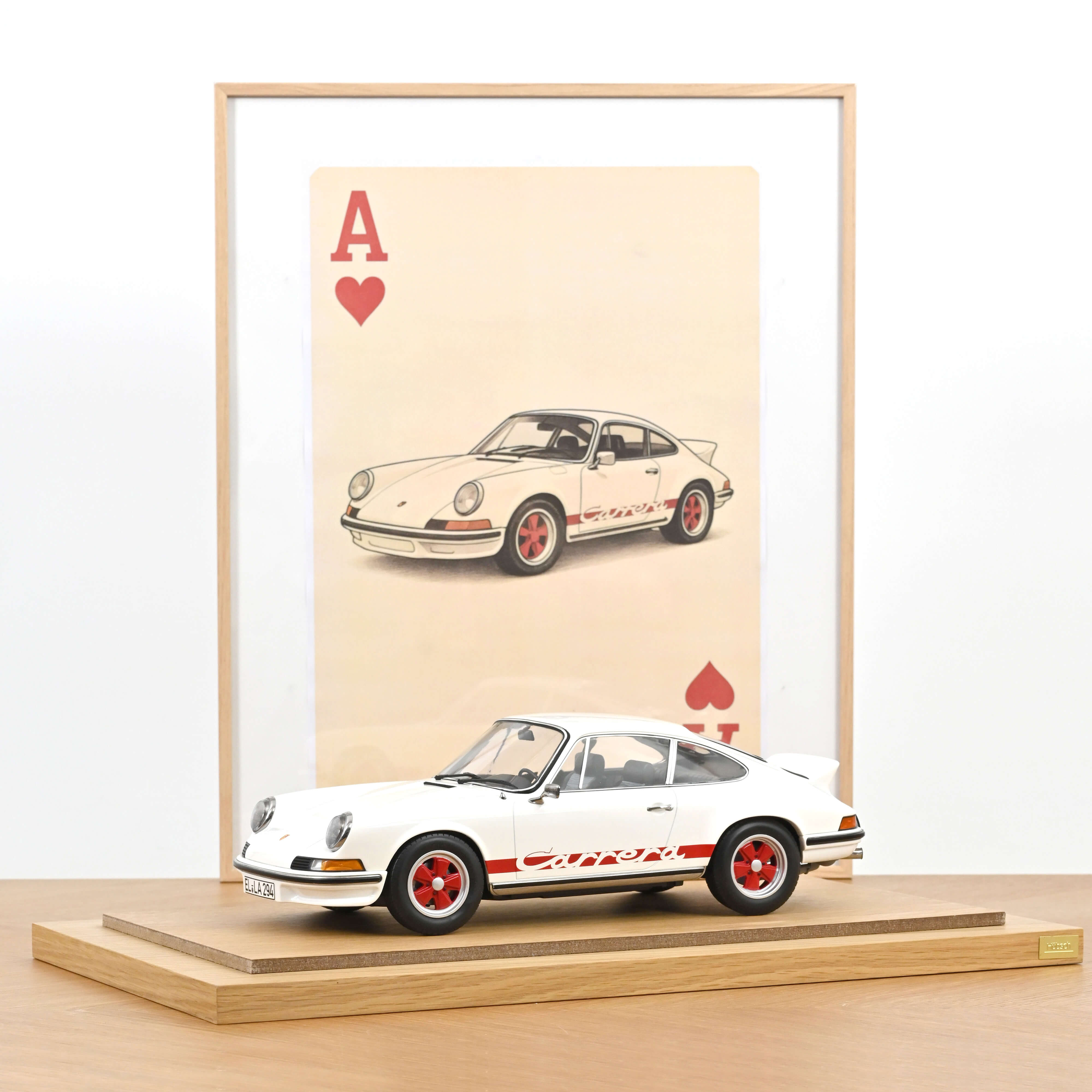 La Porsche 911 Carrera RS 2.7 de retour chez Norev au 1/12 La Porsche 911 Carrera RS 2.7 de retour chez Norev au 1/12
