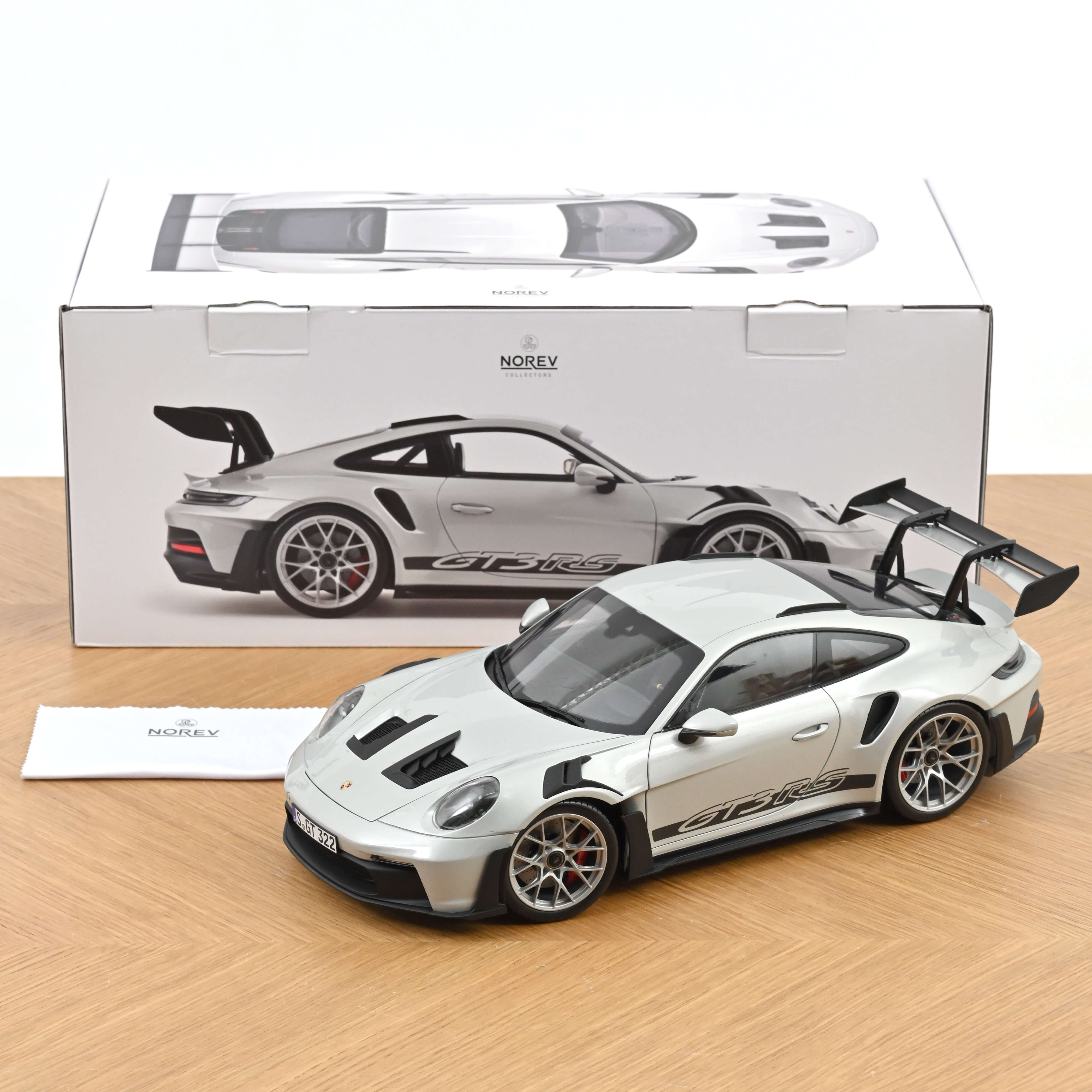 Porsche 911 GT3 RS 2022 Argent GT métallisé/Noir 1/12