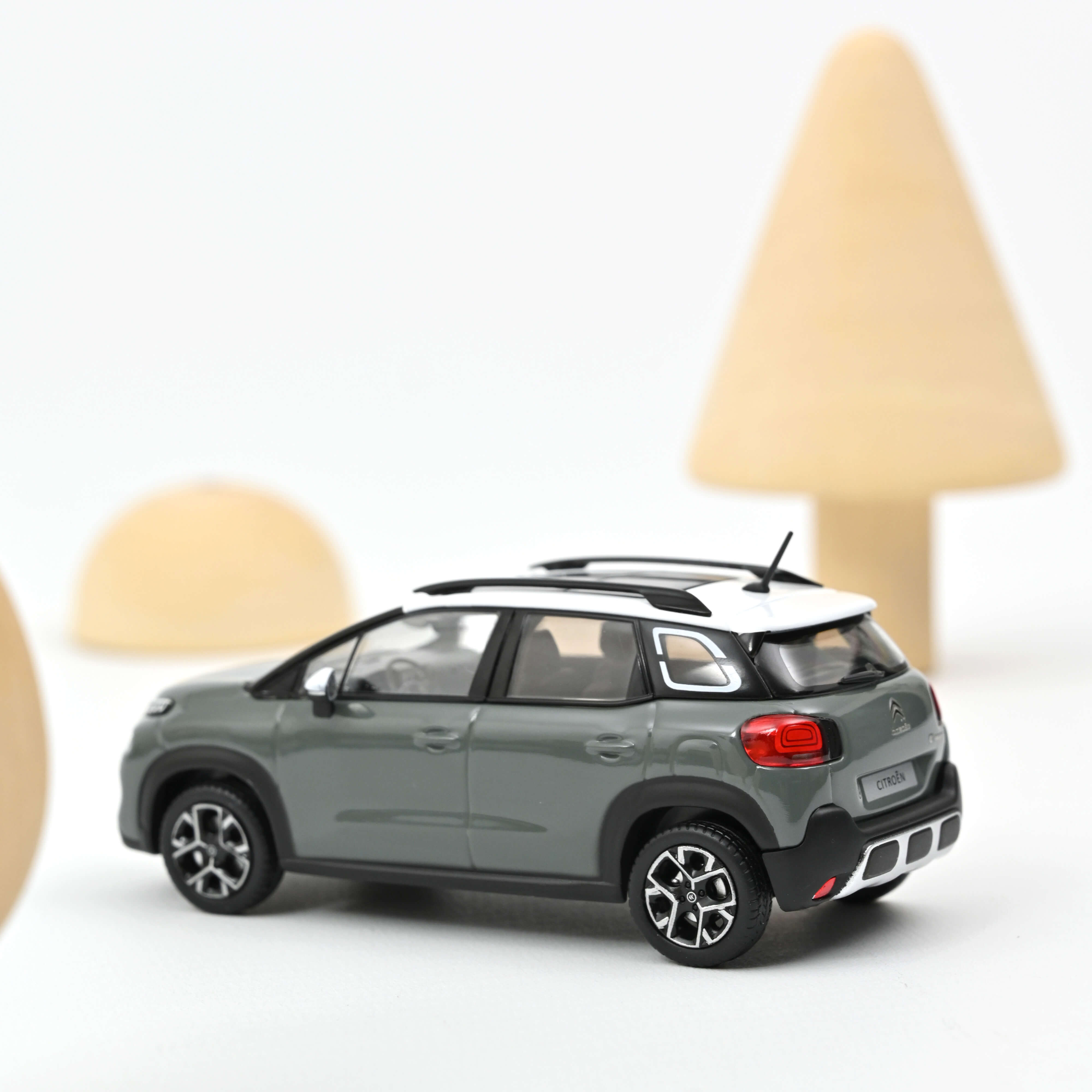 Citroën C3 Aircross 2021 Kaki Grau und Weiß 1:43