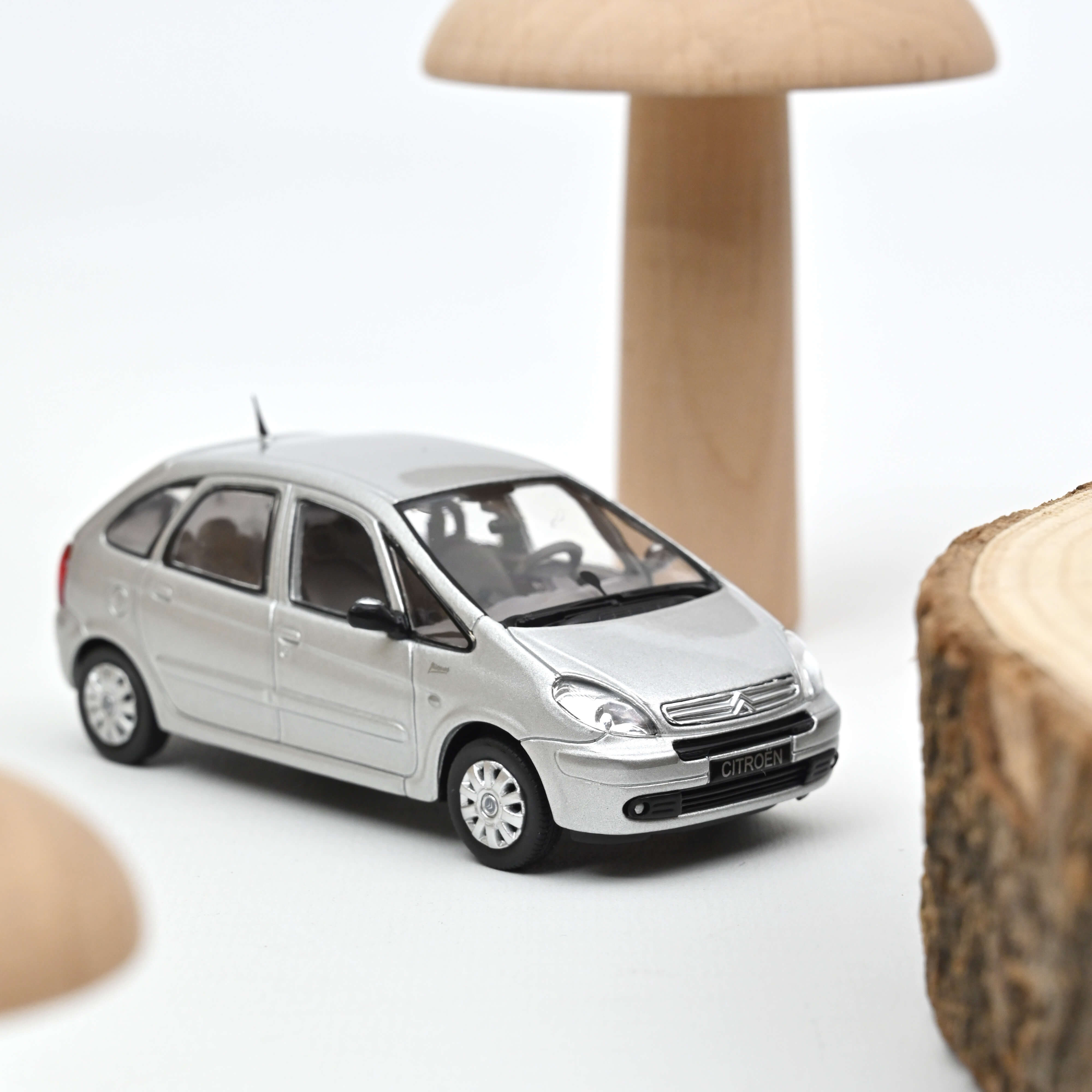 Citroën Xsara Picasso Diecast Model Car 1/43 - Norev Citroën Xsara Picasso Diecast Model Car 1/43 - Norev