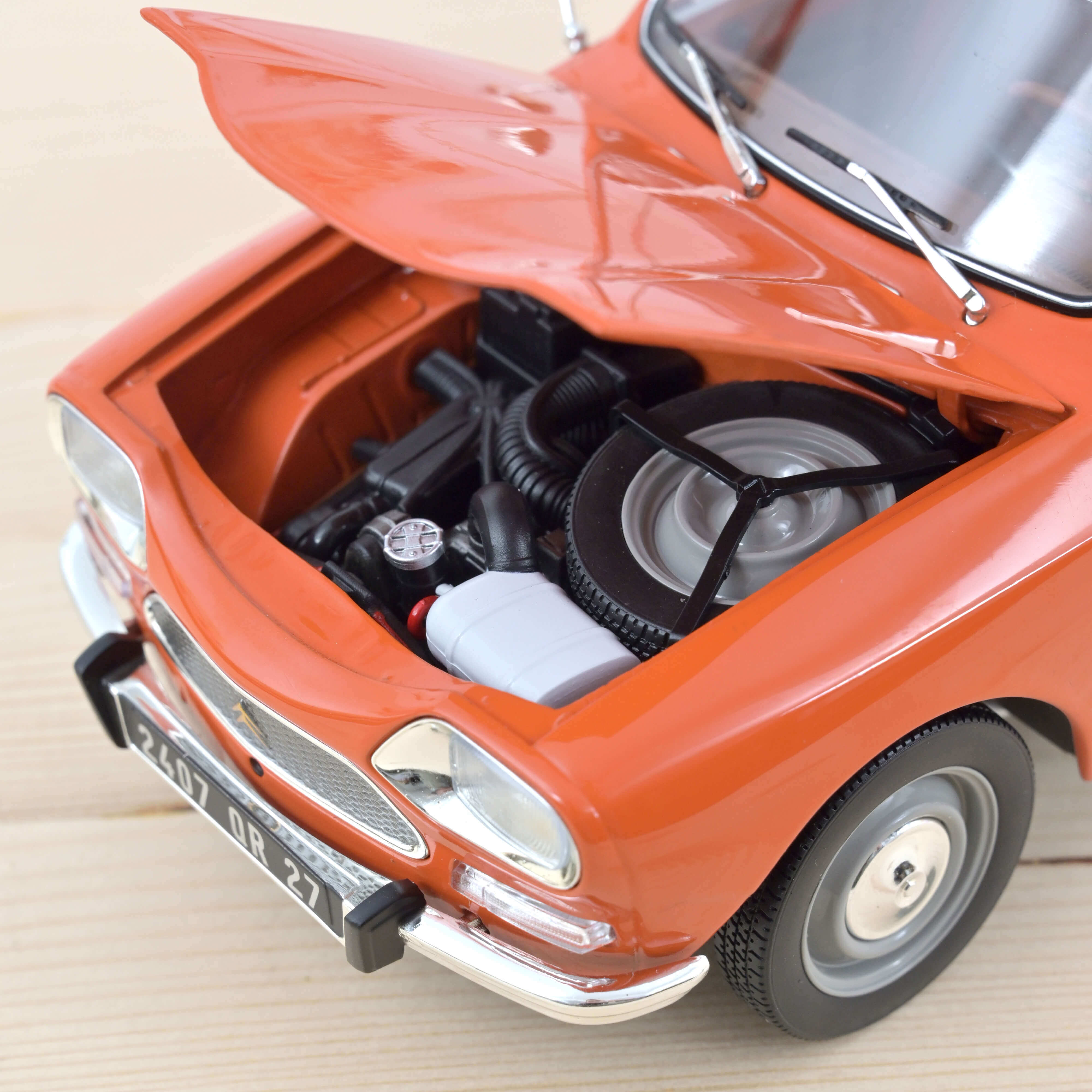 Citroën Ami 8 Break 1975 Ténéré Orange 1:18