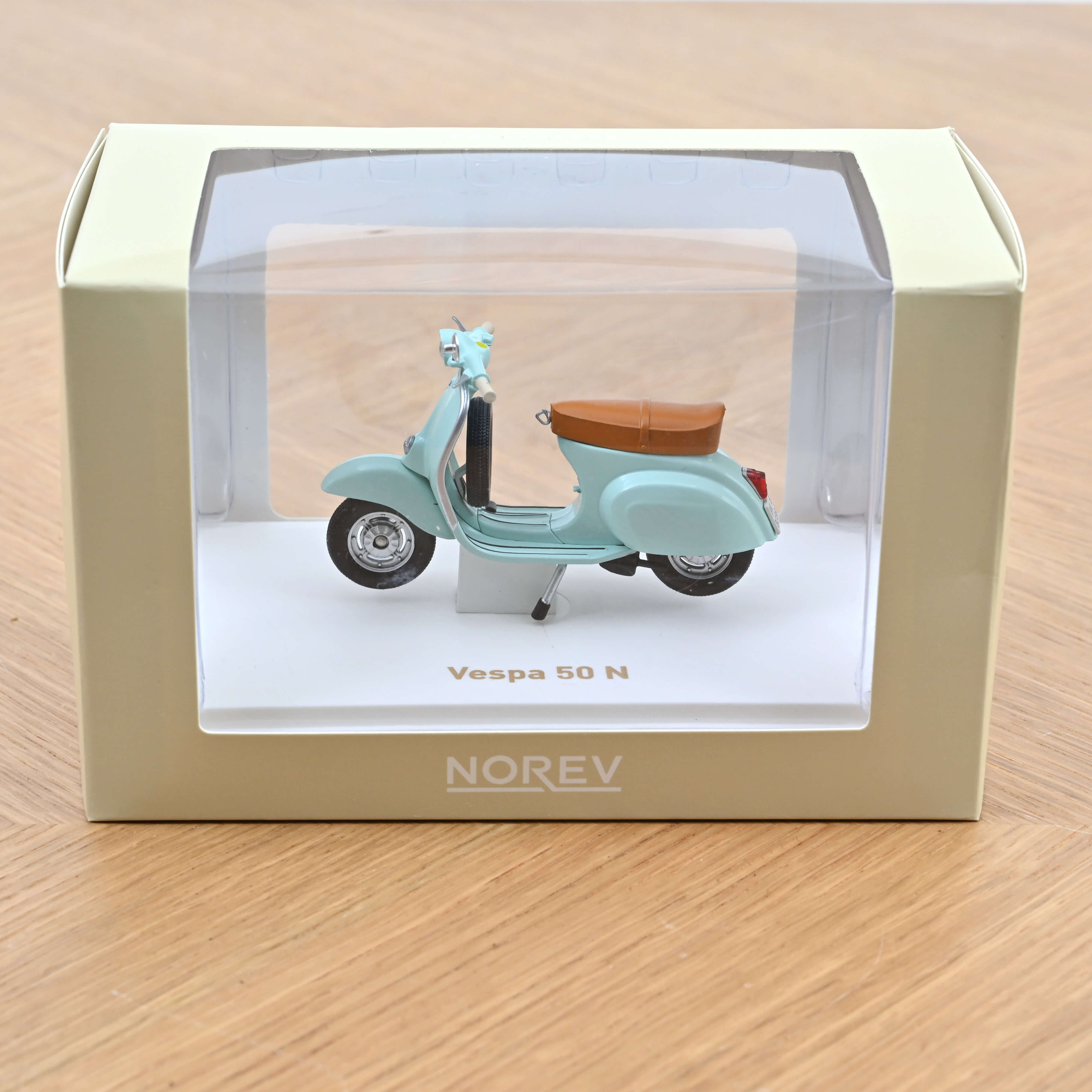 Vespa 50 N 1969  Bleu Aigue Marine 1/18