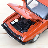 Ford Capri Mk.III 2.8 1983 Orange met 1:18 - 150pcs