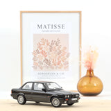 BMW 325i 1988 Black metallic 1:18