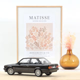 BMW 325i 1988 Black metallic 1:18