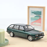 BMW 325i Touring 1990 Grünmetallic 1:18