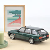 BMW 325i Touring 1990 Grünmetallic 1:18