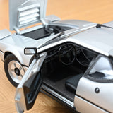 BMW M1 1980 Silbermetallic 1:18