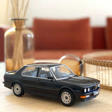 BMW M535i 1986 Schwarz Metallic 1:18