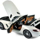 Mercedes-Benz SLS AMG Roadster 2011 Weißmetallic 1:18