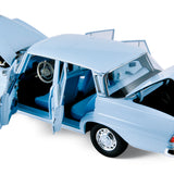 Mercedes-Benz 200 Limousine 1966 Hellblau 1:18