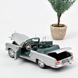 Mercedes-Benz 280 SE Cabriolet 1969 Silbermetallic 1:18