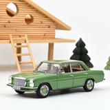 Mercedes-Benz 200 1973 Grün 1:18