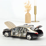 Mercedes-Maybach S 680 4MATIC 2021 Gold met/Schwarz met 1:18