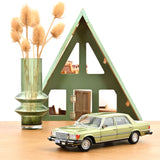 Mercedes-Benz 450 SEL Silbergrün US TV-Version 1979 1:18
