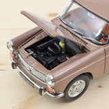 Peugeot 404 1965 Marron métallisé avec Caravane Hénon 1/18