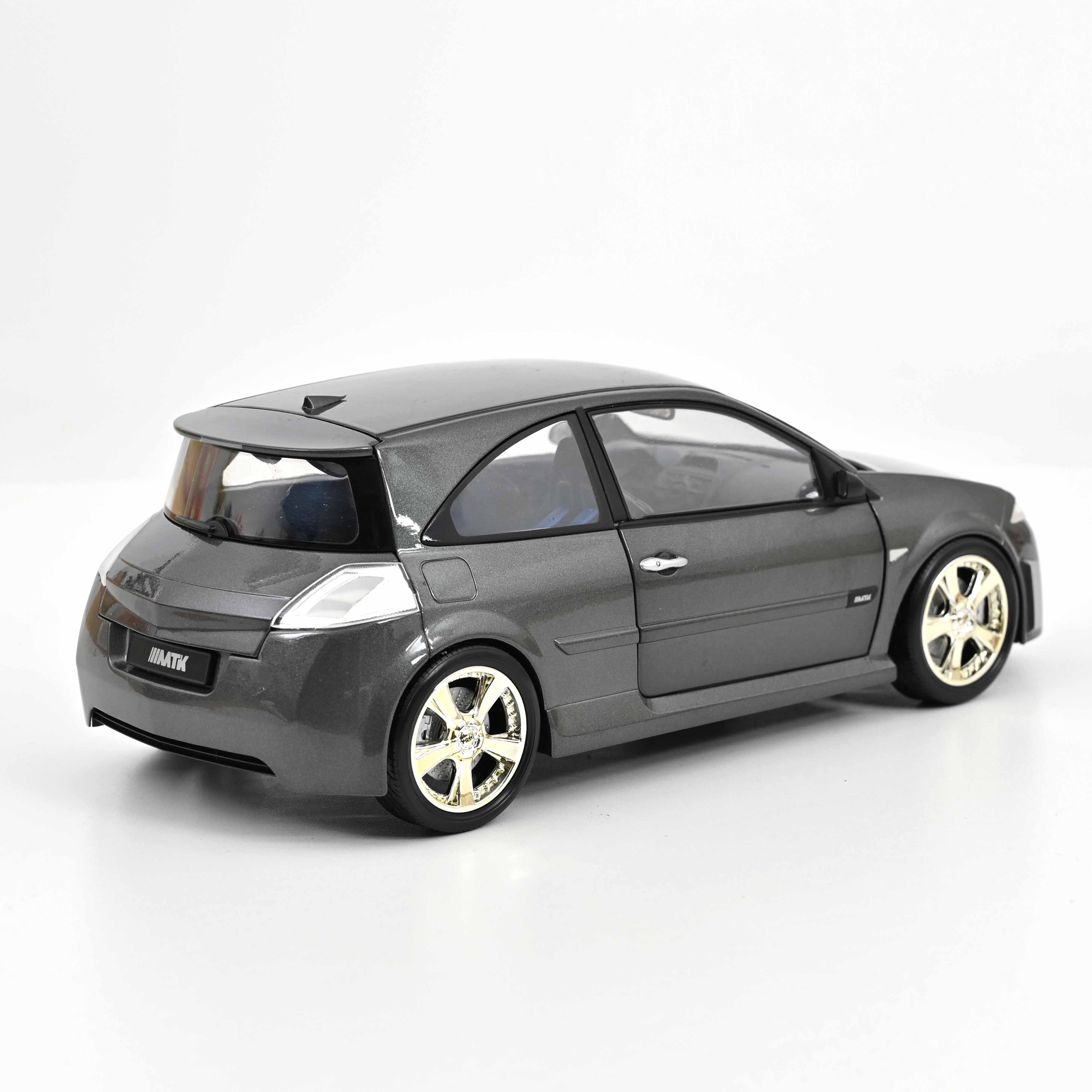 Renault Mégane MTK 2004 Gris Hologramme 1/18