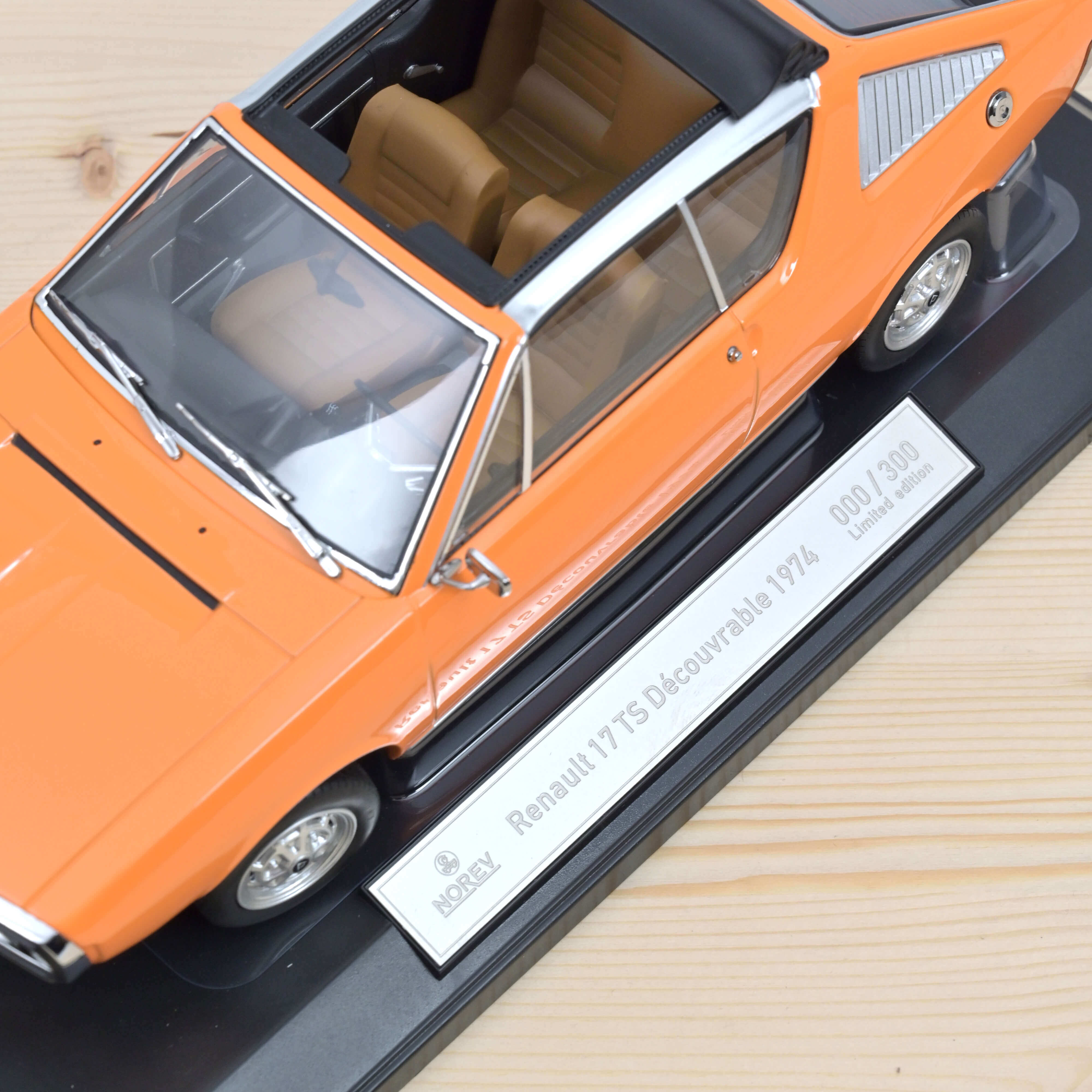 Renault 17 TS Découvrable 1974 Orange 1:18 - 300Stk.