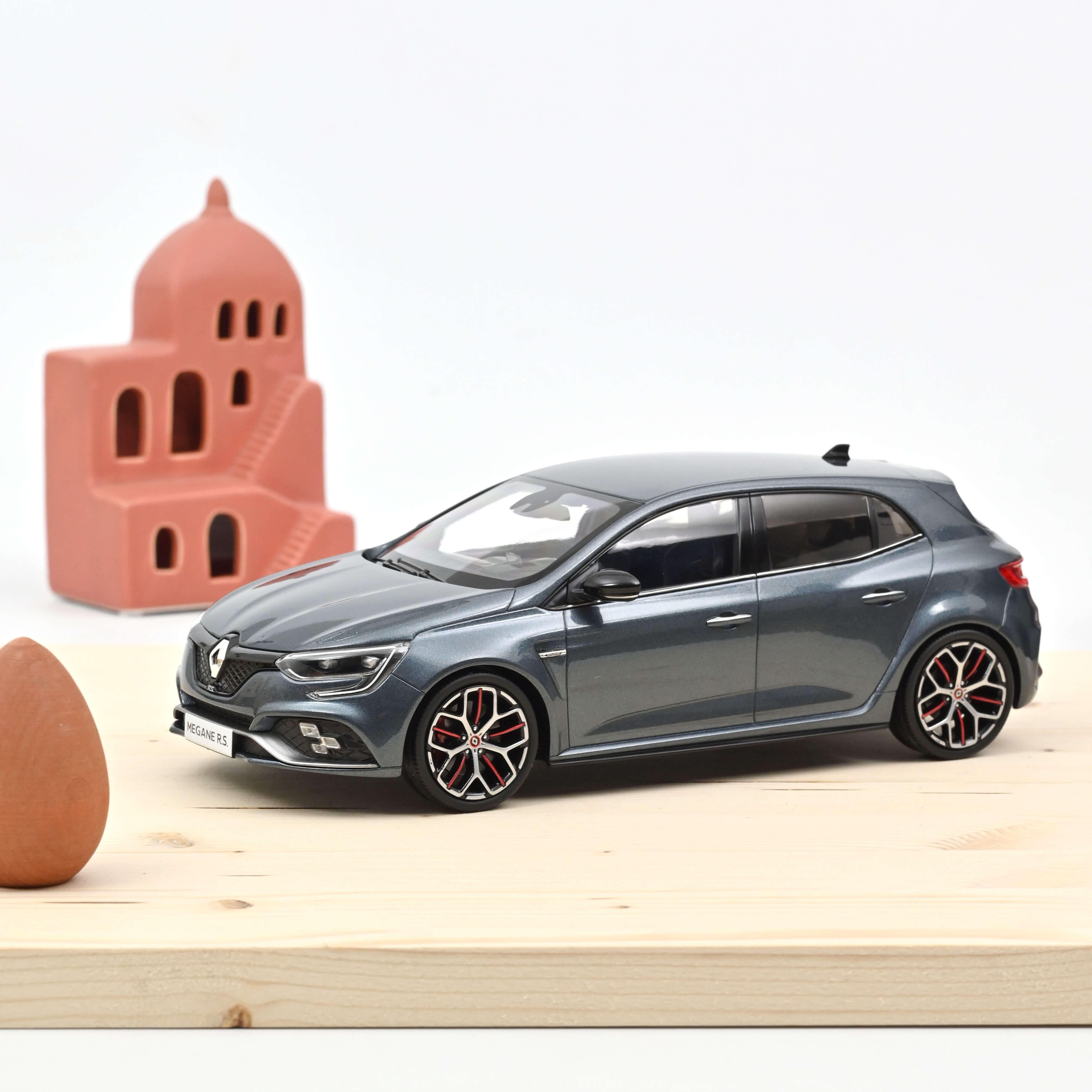 Renault Megane RS Ultime Amarillo 1:18 – Coche de metal a escala co Renault Megane RS Ultime Amarillo 1:18 – Coche de metal a escala co