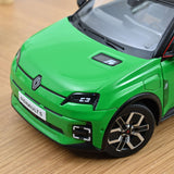 Renault 5 E-Tech Elektrisch 2024 Pop Grûn & Schwarz 1:18