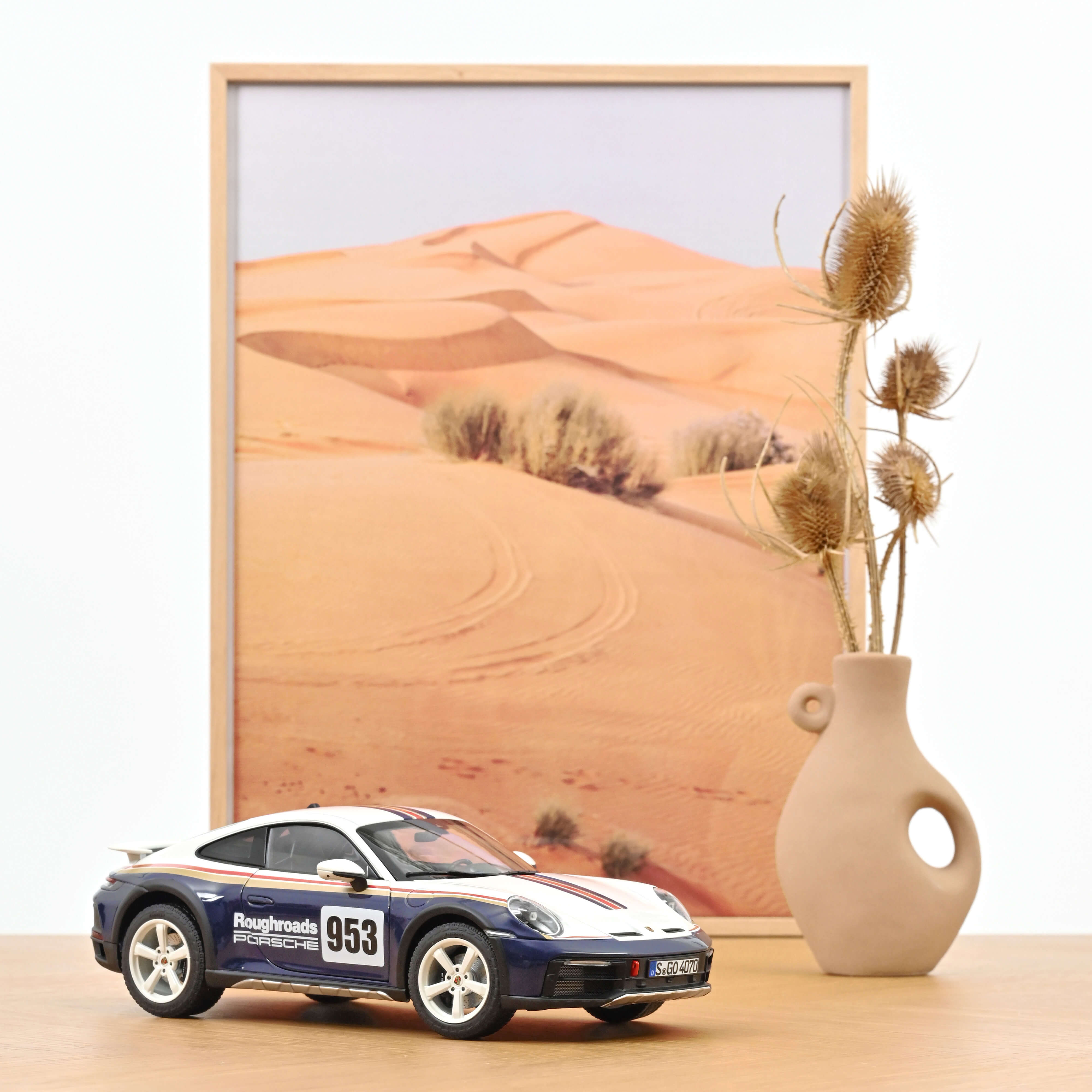 Porsche 911 Dakar 2023 Roughroads Norev 1/18 – Etoile Auto49 Porsche 911 Dakar 2023 Roughroads Norev 1/18 – Etoile Auto49