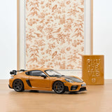 Porsche Cayman GT4 RS w/Weissach Pack 2023 Bahama Yellow 1:18
