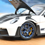 Porsche 911 GT3 RS m/Weissach Pack 2022 Weiß/Indigo-Blau 1:18