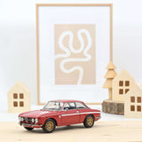 Alfa Romeo 1750 GTV 1970 Rouge 1/18 - 200pcs