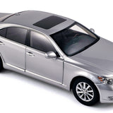 Lexus LS460 2010 Premium silber 1:18