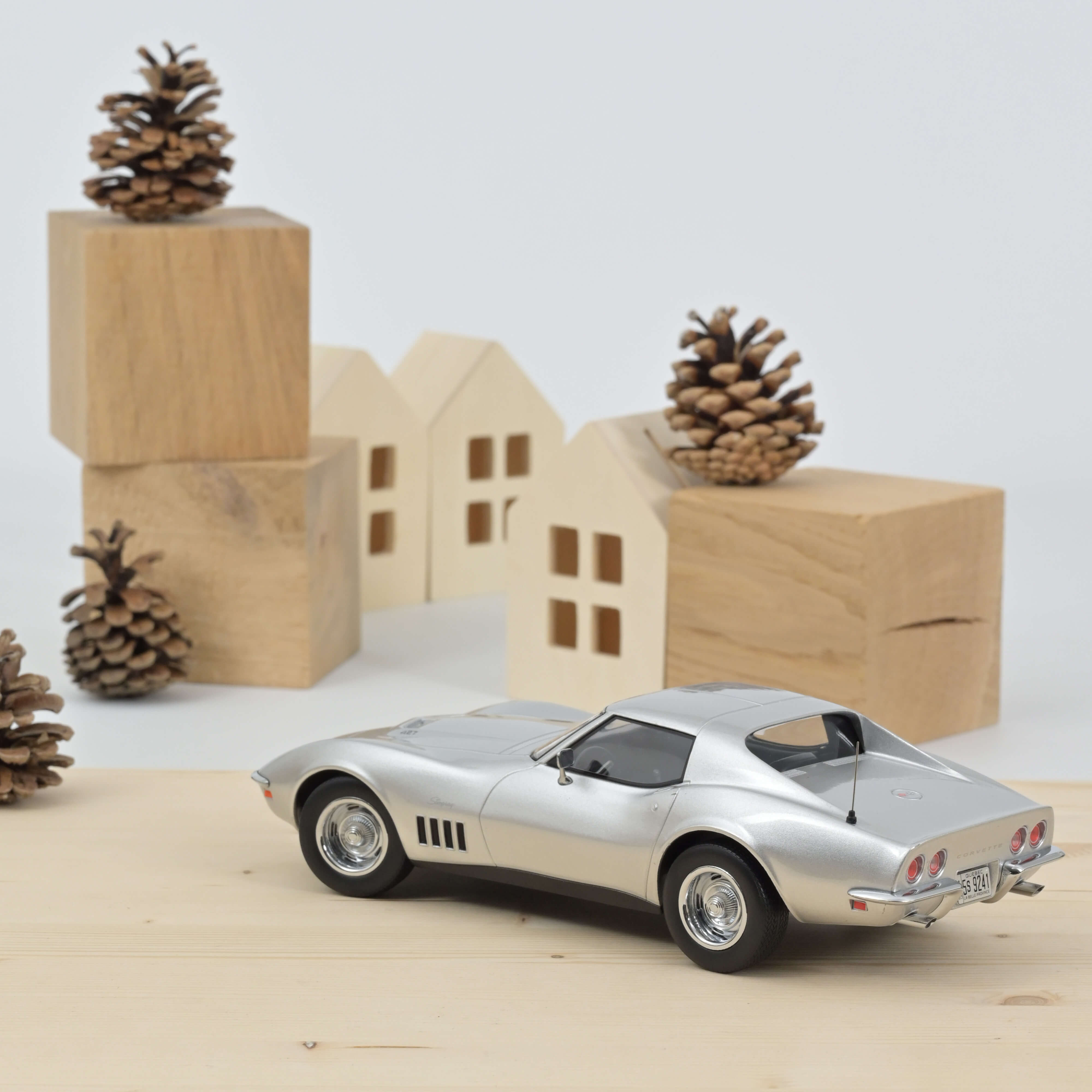 Chevrolet Corvette Coupé 1969 Argent 1/18