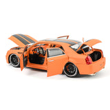 Chrysler 300C by Parotech Orange/Black 1:18