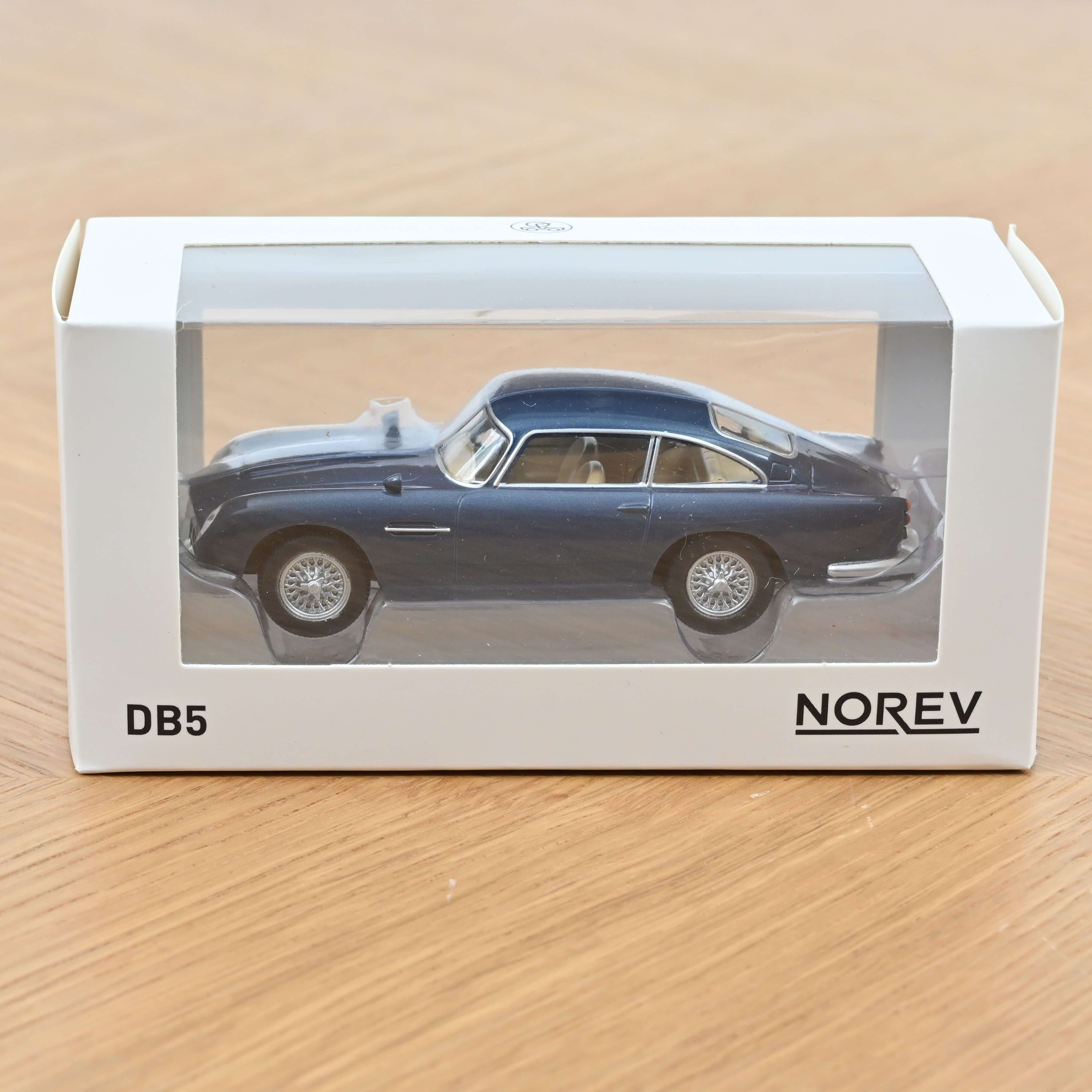 Aston Martin DB5 1963 Sierra Blau Jet-car 1:43