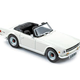 Triumph TR6 1970 Weiß 1:43