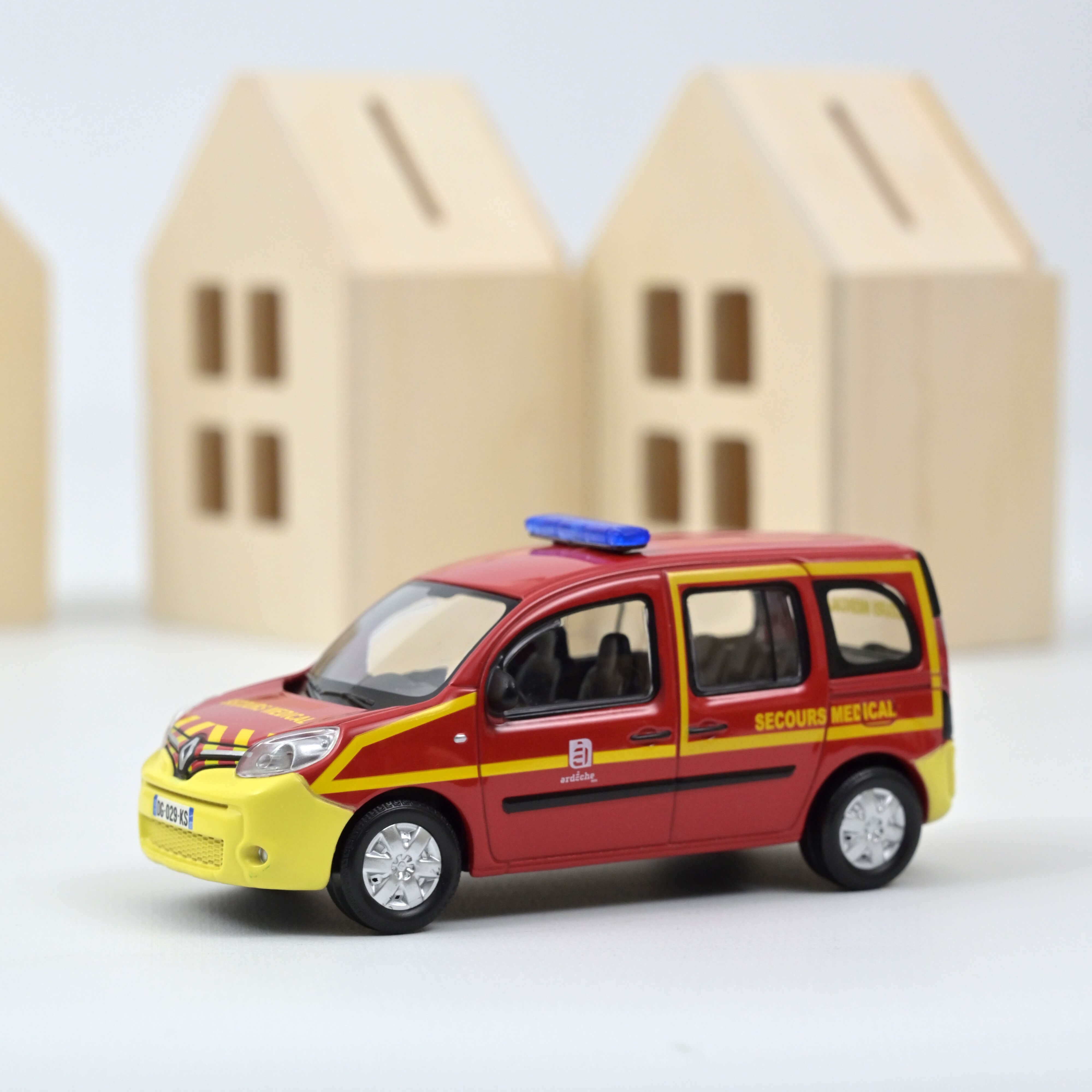 1/43 RENAULT KANGOO PIAZETTA BUITONI de 2003 ref RENAULT-NOREV 7711224132 - Collection 1/43 RENAULT KANGOO PIAZETTA BUITONI de 2003 ref RENAULT-NOREV 7711224132 - Collection