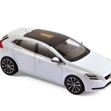 Volvo V40 2016 Blanc cristal métallisé 1/43