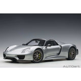 Porsche 918 Spyder Weissach Paket GT Silber Metallic 1:12