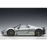 Porsche 918 Spyder Weissach Paket GT Silber Metallic 1:12