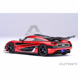 Koenigsegg One : 1 Apple red/Carbon fiber/Silver stripes 1:64