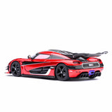 Koenigsegg One : 1 Rouge pomme/Fibre de carbone/Bandes argentées 1/64