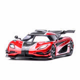 Koenigsegg One : 1 Rouge pomme/Fibre de carbone/Bandes argentées 1/64