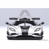 Koenigsegg One : 1 Moon grey/Carbon black/Orange accents 1:64