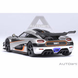 Koenigsegg One : 1 Moon grey/Carbon black/Orange accents 1:64