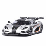 Koenigsegg One : 1 Gris lune/Noir carbone/Orange 1/64