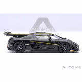 Koenigsegg One : 1 Klarer Kohlefaser/Goldstreifen 1:64