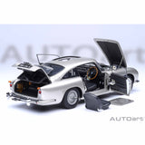 Aston Martin DB5 "Goldfinger" Silber 1:18