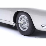 Aston Martin DB5 "Goldfinger" Silber 1:18