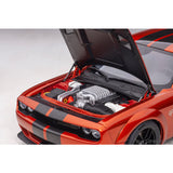 Dodge Challenger SRT Hellcat Zimt/Gunmetal-Streifen 1:18